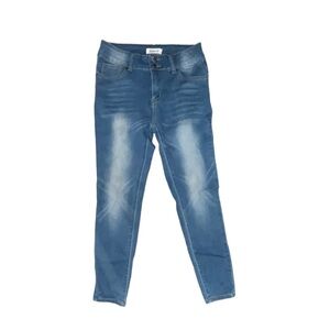 Between Us Skinny Jeans